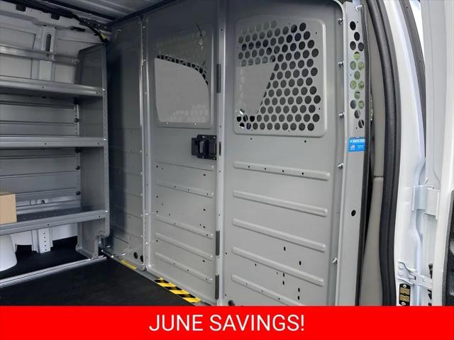 2025 Chevrolet Express Cargo Van RWD 2500 Regular Wheelbase WT