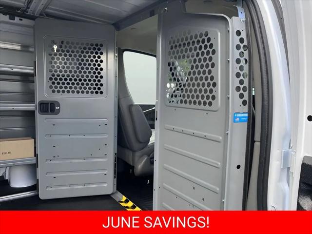 2025 Chevrolet Express Cargo Van RWD 2500 Regular Wheelbase WT