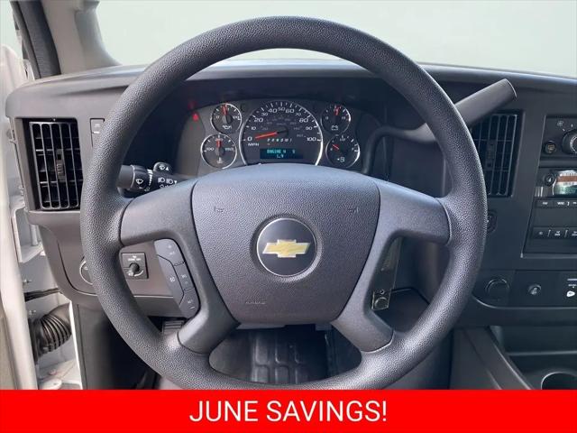 2025 Chevrolet Express Cargo Van RWD 2500 Regular Wheelbase WT
