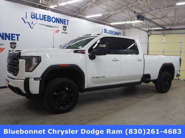 2024 GMC Sierra 2500HD 4WD Crew Cab Long Bed AT4