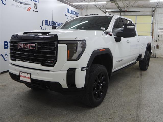 2024 GMC Sierra 2500HD 4WD Crew Cab Long Bed AT4