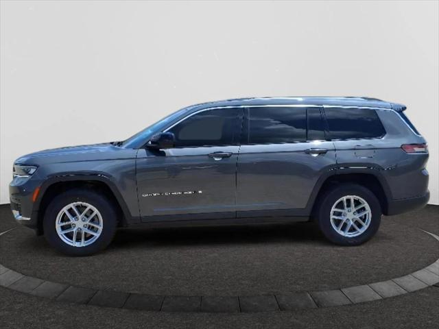 2021 Jeep Grand Cherokee L Laredo 4x2