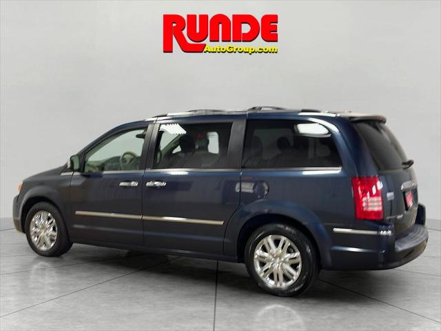 2008 Chrysler Town and Country Limited