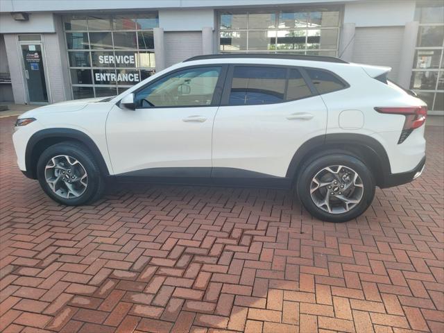 2025 Chevrolet Trax FWD LT