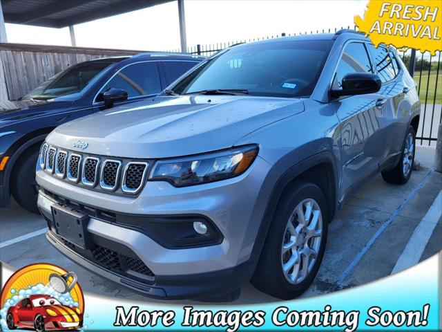 2024 Jeep Compass Latitude Lux FWD