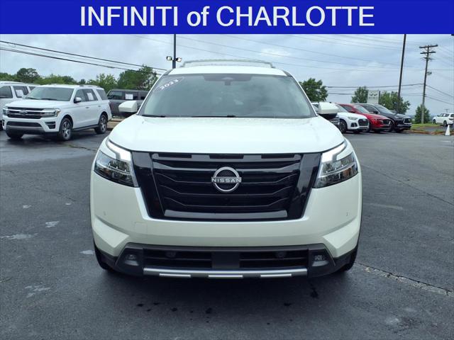 2023 Nissan Pathfinder SL FWD