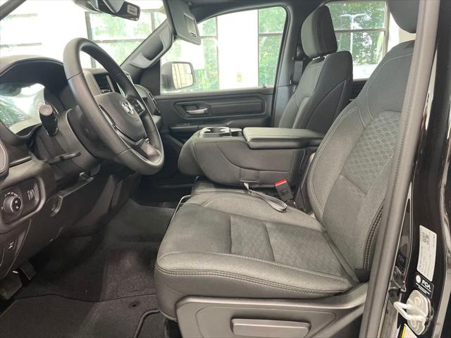 2025 RAM Ram 1500 RAM 1500 TRADESMAN CREW CAB 4X4 57 BOX