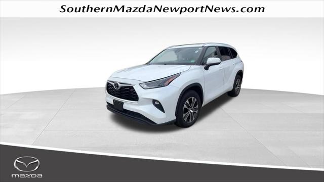2024 Toyota Highlander LE
