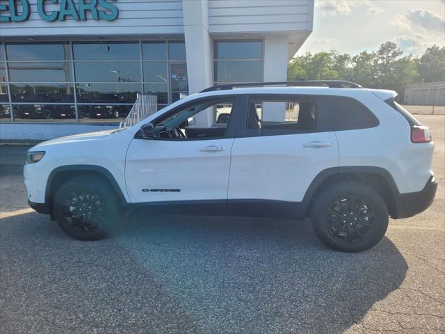 2023 Jeep Cherokee Altitude Lux 4x4