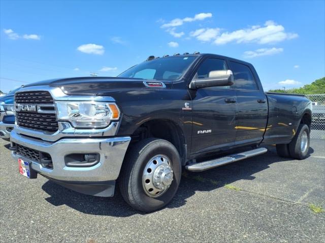 2022 RAM 3500 Big Horn Crew Cab 4x4 8 Box