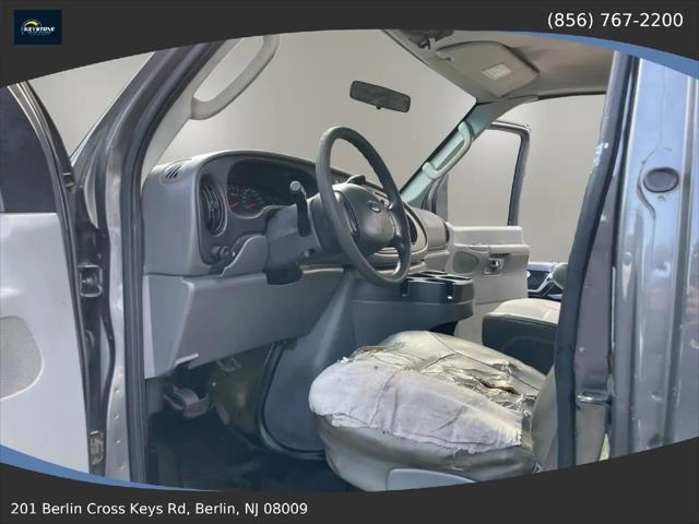 2008 Ford E-350 Super Duty Commercial