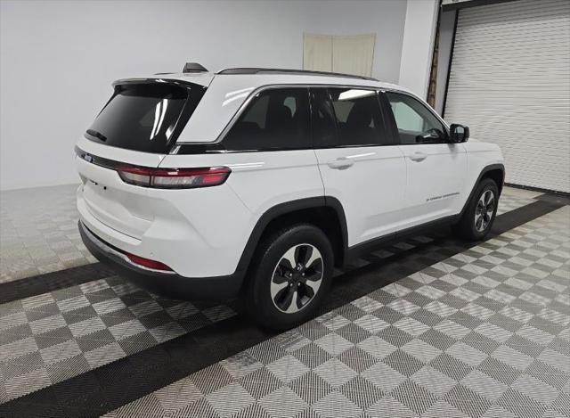 2023 Jeep Grand Cherokee 4xe Base