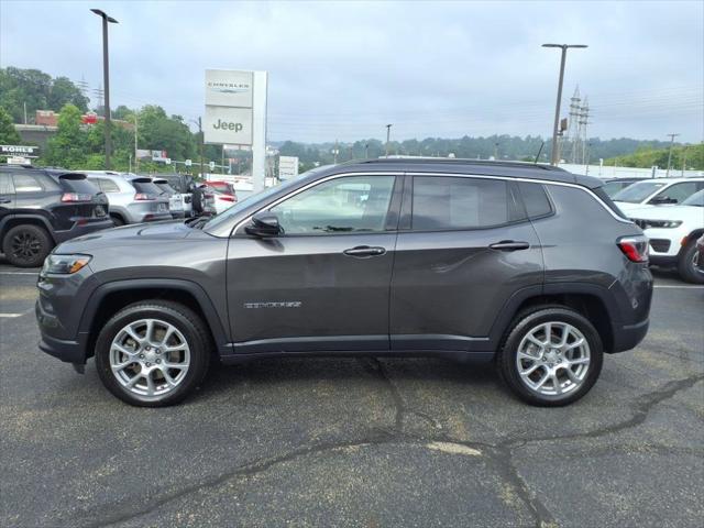 2023 Jeep Compass Latitude Lux FWD