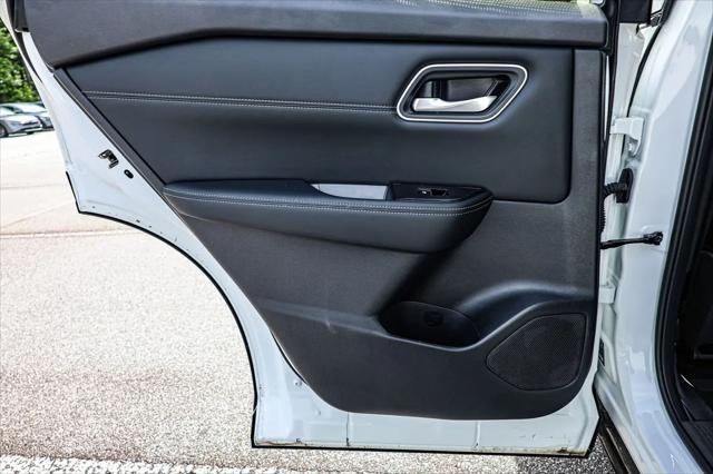 2025 Nissan Rogue Platinum FWD