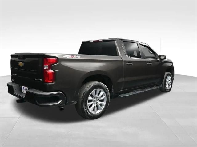 2021 Chevrolet Silverado 1500 4WD Crew Cab Short Bed Custom