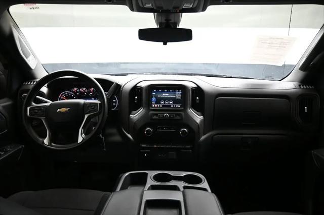 2021 Chevrolet Silverado 1500 4WD Crew Cab Short Bed Custom