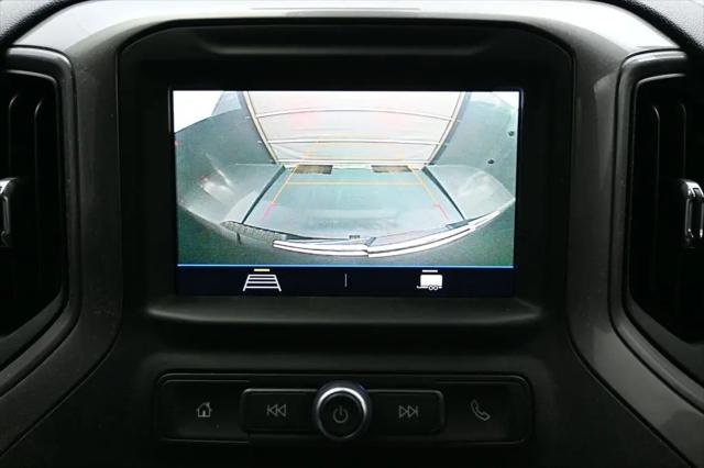 2021 Chevrolet Silverado 1500 4WD Crew Cab Short Bed Custom