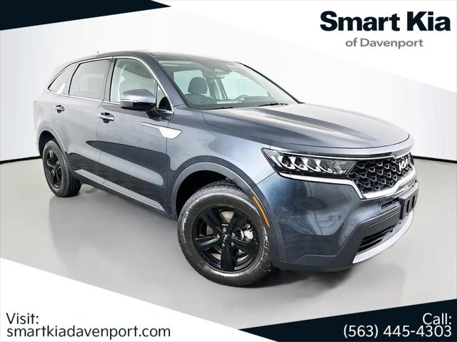 2023 Kia Sorento LX for sale in Davenport, IA