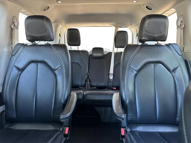 2020 Chrysler Voyager LXI