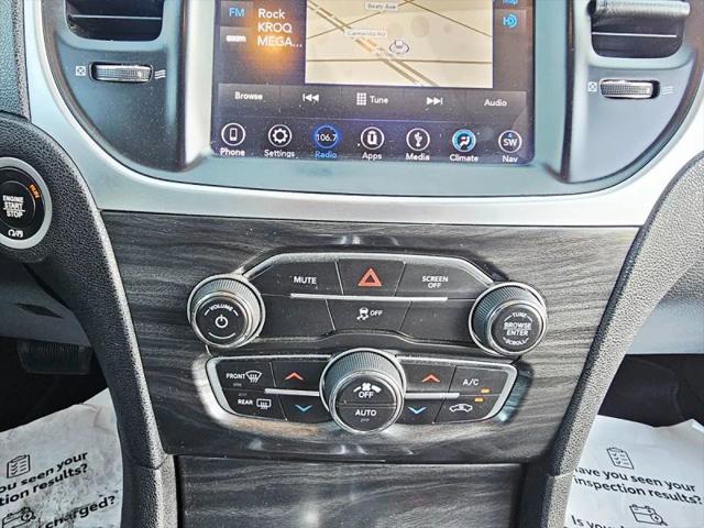 2018 Chrysler 300 Touring