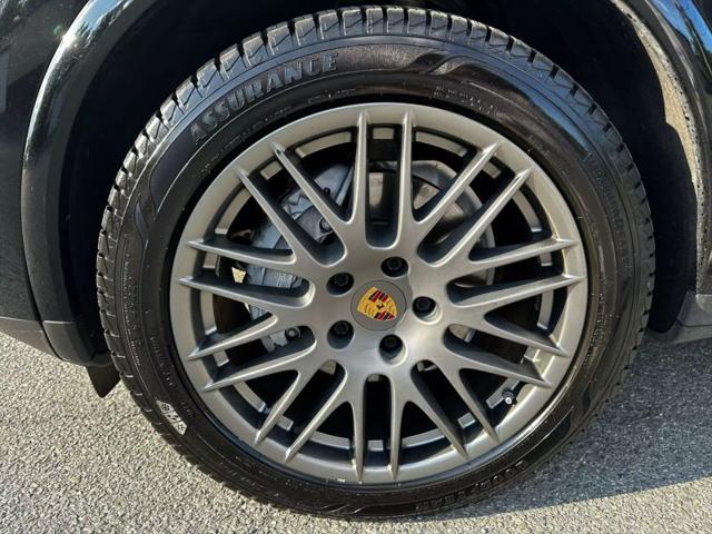 2018 Porsche Cayenne Platinum Edition