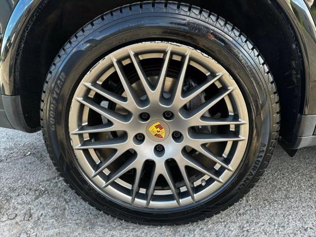 2018 Porsche Cayenne Platinum Edition