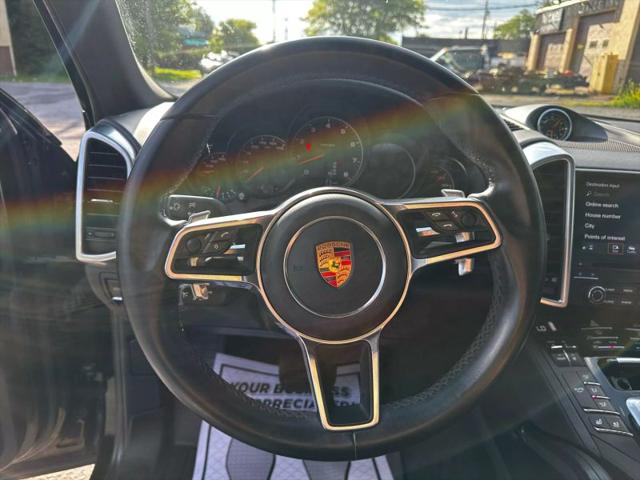 2018 Porsche Cayenne Platinum Edition