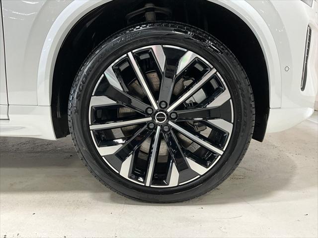 2026 Volvo XC90 Plug-In Hybrid Plus, T8 AWD, Electric/Gasoline, Bright, 7 Seats