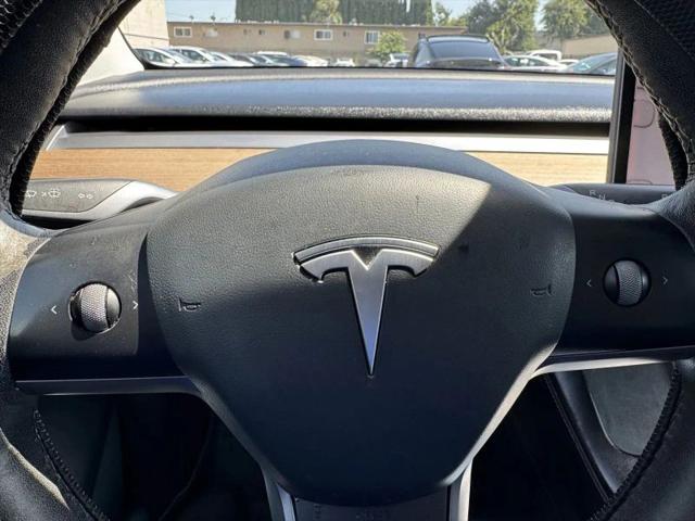 2021 Tesla Model Y Standard Range Rear-Wheel Drive