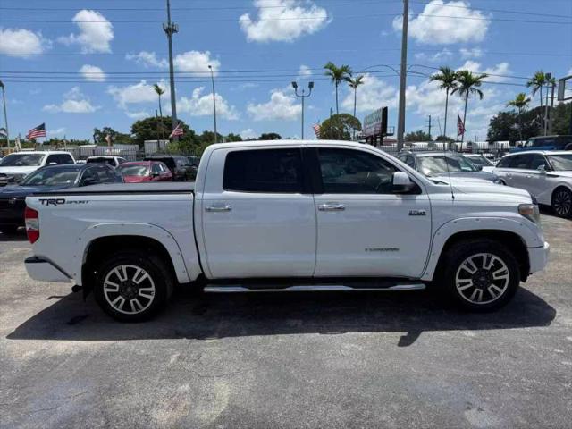 2018 Toyota Tundra SR5 5.7L V8
