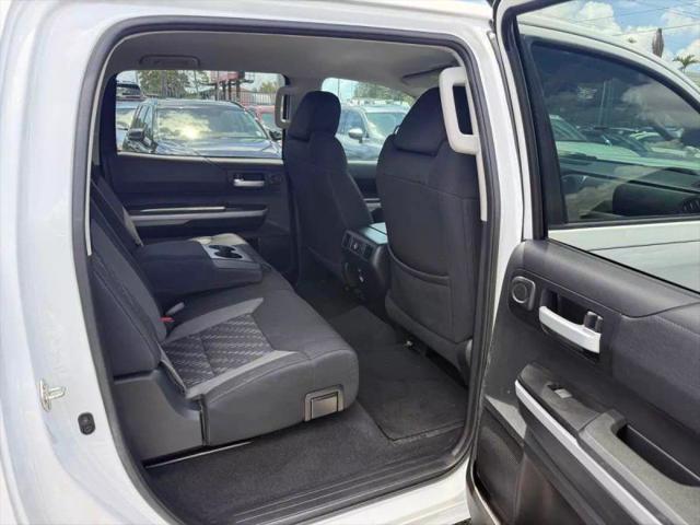 2018 Toyota Tundra SR5 5.7L V8