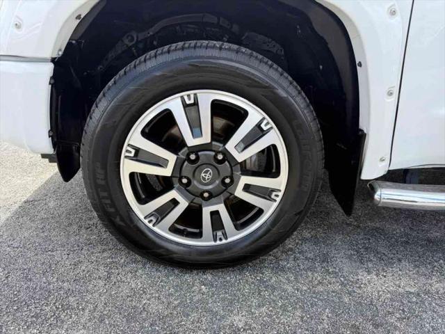 2018 Toyota Tundra SR5 5.7L V8