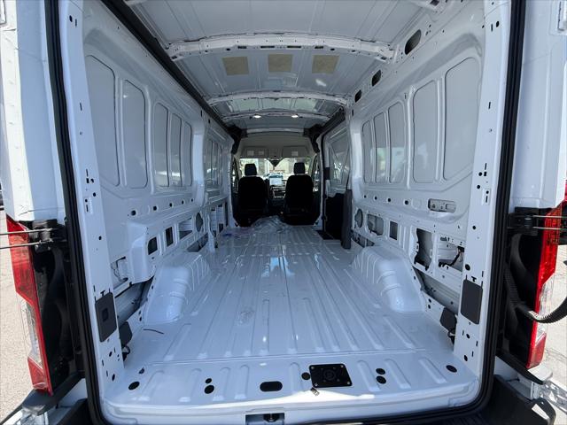 2025 Ford Transit Cargo Van VK