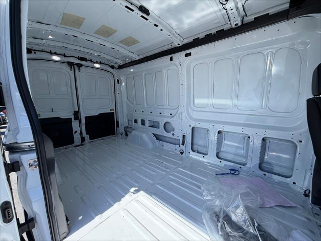 2025 Ford Transit Cargo Van VK