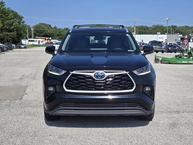 2023 Toyota Highlander Hybrid XLE Bronze