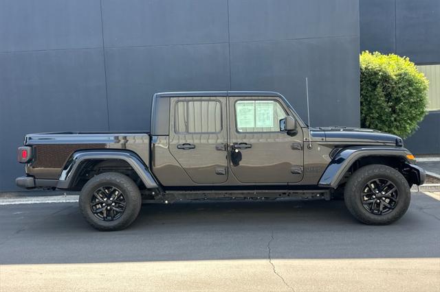 2023 Jeep Gladiator Sport S 4x4