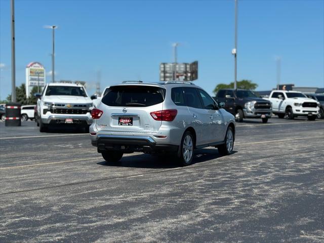 2018 Nissan Pathfinder SL