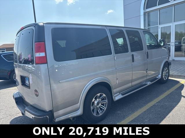 2021 Chevrolet Express Passenger RWD 2500 Regular Wheelbase LS
