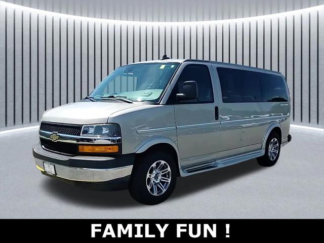 2021 Chevrolet Express Passenger RWD 2500 Regular Wheelbase LS
