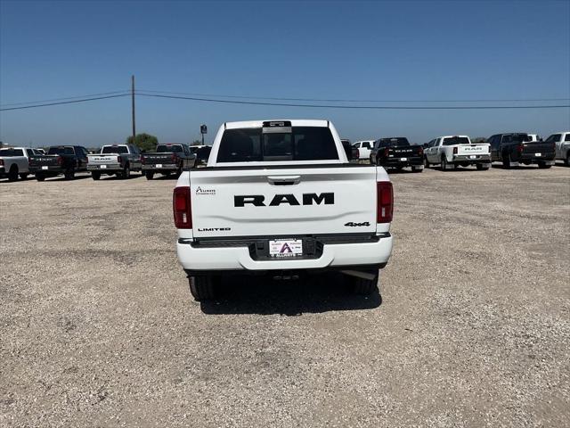2025 RAM 3500 RAM 3500 LIMITED CREW CAB 4X4 64 BOX