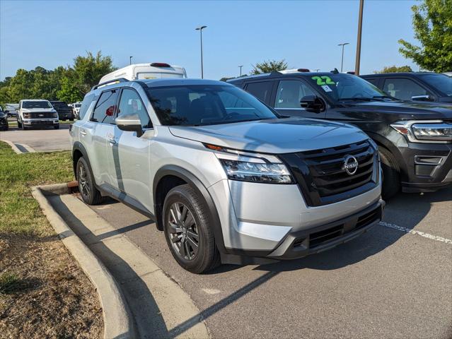 2022 Nissan Pathfinder SV 4WD