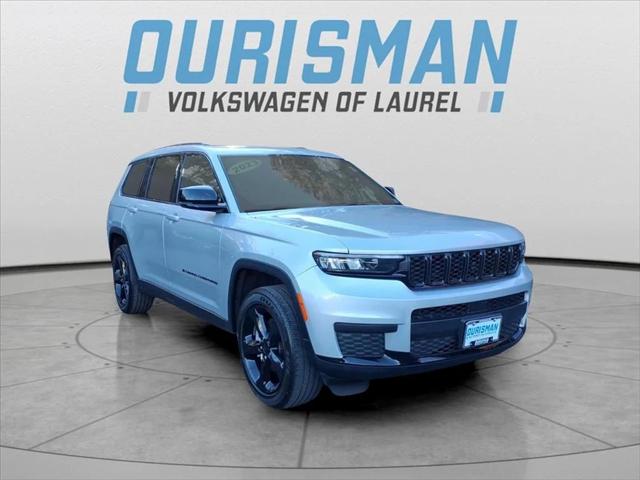 2023 Jeep Grand Cherokee L Altitude 4x4 2023 Jeep Grand Cherokee L Altitude 4x4