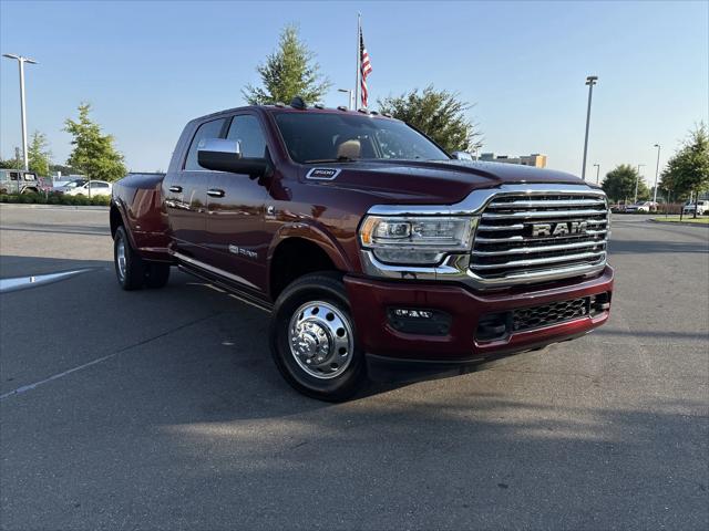 2022 RAM 3500 Limited Longhorn Mega Cab 4x4 64 Box