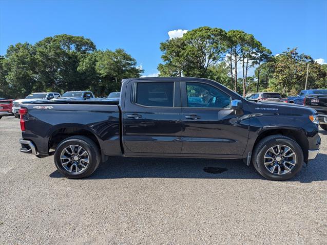2022 Chevrolet Silverado 1500 4WD Crew Cab Short Bed LT with 2FL