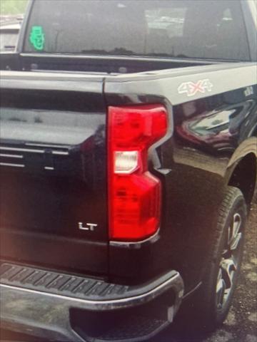 2022 Chevrolet Silverado 1500 4WD Crew Cab Short Bed LT with 2FL