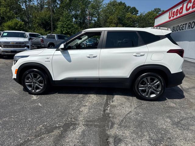 2023 Kia Seltos LX 2023 Kia Seltos LX