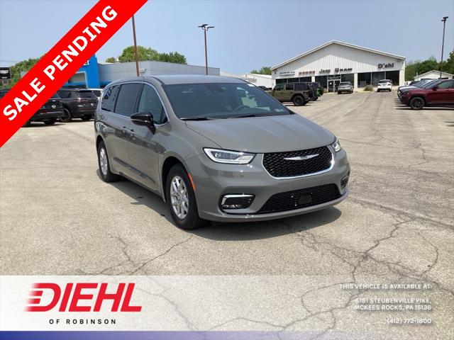 2025 Chrysler Pacifica PACIFICA SELECT