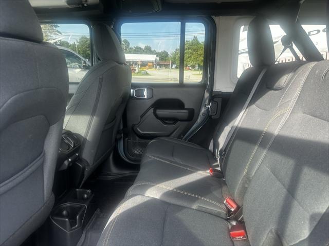 2025 Jeep Wrangler 4-Door Summit 4x4