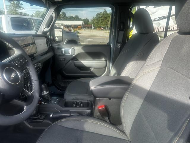 2025 Jeep Wrangler 4-Door Summit 4x4