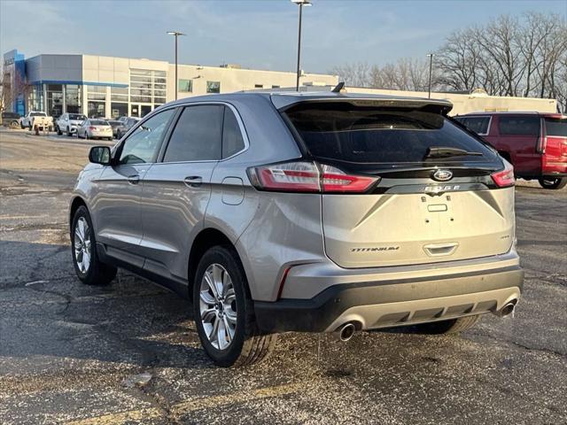 2022 Ford Edge Titanium